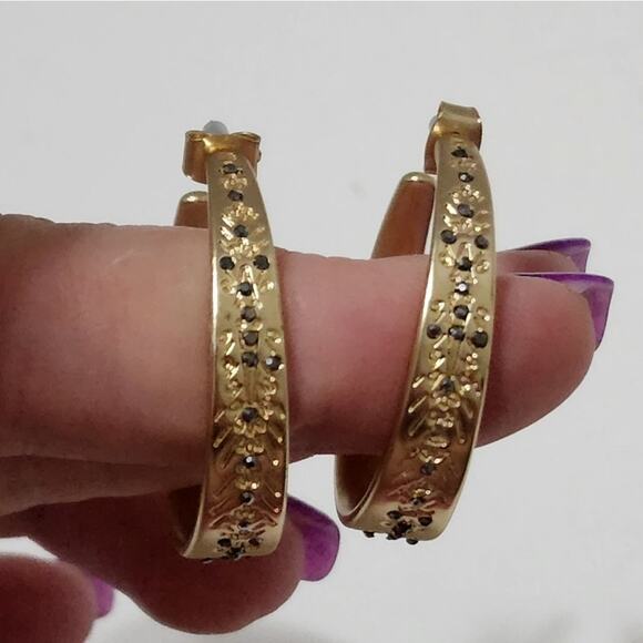 Lucky brand jeweled‎ scrolled Gold Tone hoop earrings new!!! - Picture 5 of 6